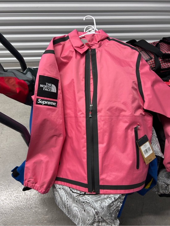 Supreme Other - Supreme x the northface summit series outer tape seam coaches jacket